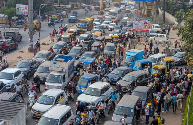 The rush to go home on the festival caused heavy traffic jams.