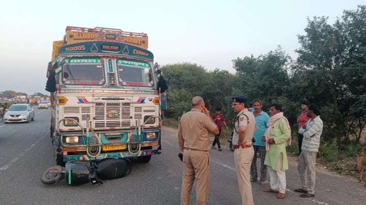 A truck crushed a mother and daughter returning from shopping in Rohtak, killing them on the spot.