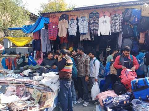Srinagar, Cold Wave, Warm Clothes Sale Increased