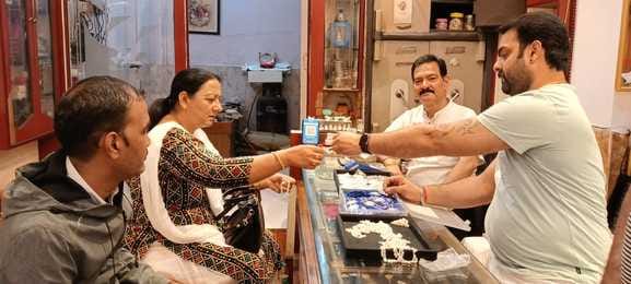 Dhanteras saw a lot of money, business crossed Rs 60 crore.