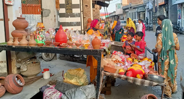 Diwali today, worship time from 7:08 to 9:03