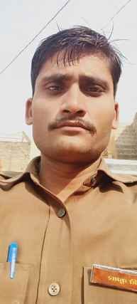 Bike riding constable dies after being hit by loader