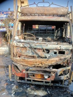 Canter caught fire due to short circuit, cabin burnt