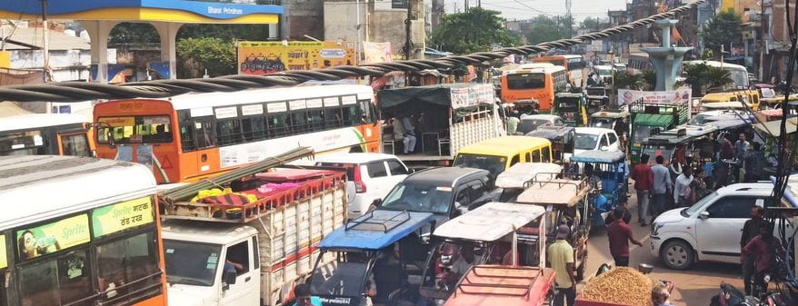 Traffic system failed, vehicles were stuck at intersections for hours.