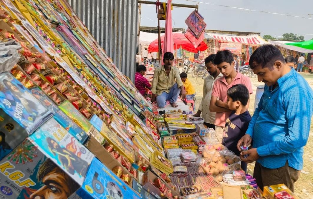 Laila-Majnu Bomb will show its magic in Diwali