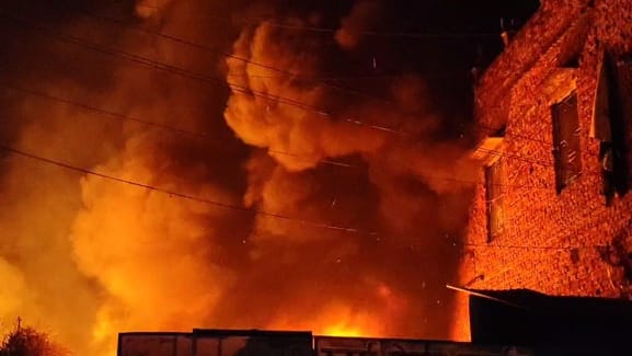 One killed, three injured as fire breaks out at chawl in Mumbai's Cuffe Parade area
