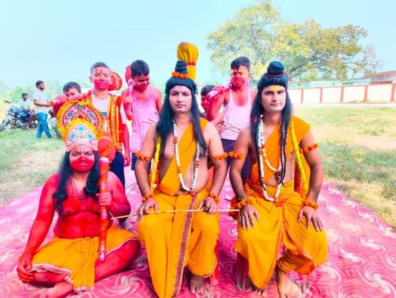 As soon as Ravana was burnt in Mail, chants of Lord Ram echoed.