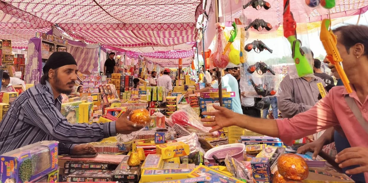 288 hand grenades found in the firecracker market, threat of pomegranate metro