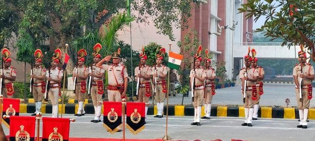 Tributes paid to martyred policemen on Memorial Day