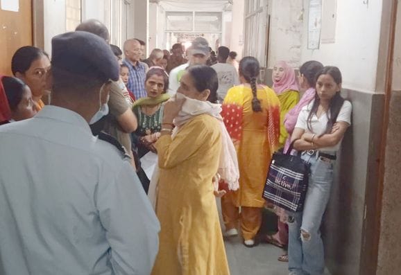 Long queues formed in the OPD after two days of holiday