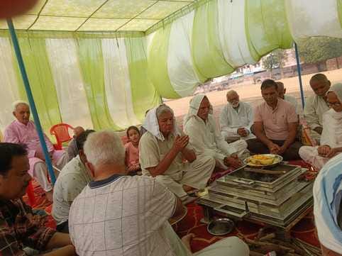 Bhoomi Pujan was done by performing Havan Yagya in Nandishala