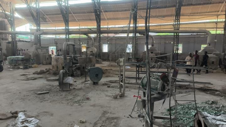 Bangle units are deserted, and automatic plants are short of workers.