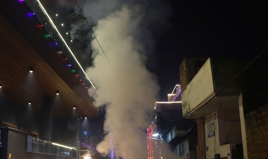 Smoke-fueled regulations have deteriorated, worsening air quality.