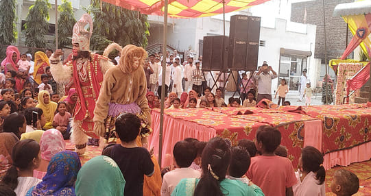 Devotees danced to the hymns and were captivated by the tableaux.