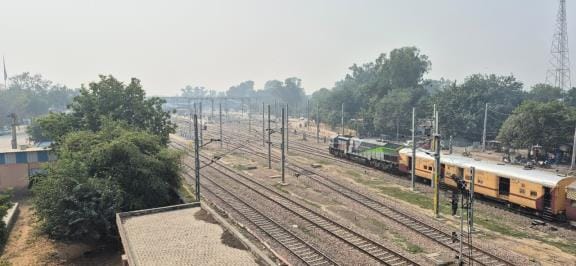 The district's AQI reached 331, raising concerns that the climate reached the dangerous zone.