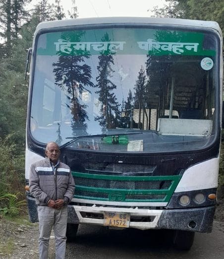 Trial fails, bad road blocks bus again