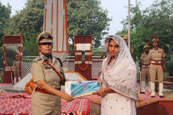 Countrymen cannot forget the sacrifice of martyrs: CP
