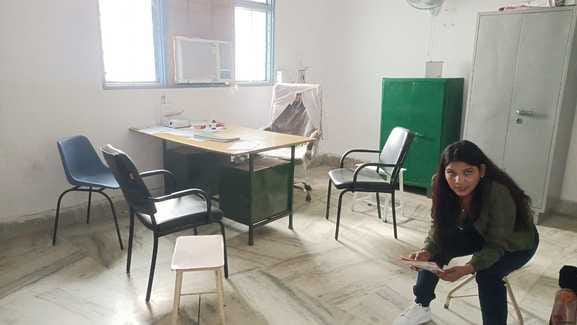 Doctors absent, patients wandering