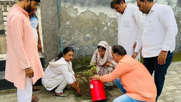Green Diwali celebrated at Martyr's Memorial