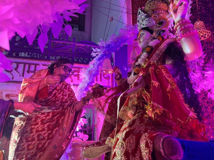 A wave of faith swept through the pandals of Goddess Lakshmi, with idols installed at 181 locations.
