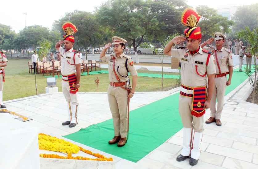 Salute to the immortal martyrs on Police Memorial Day