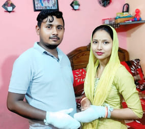 Pomegranate bomb explodes with a loud bang, couple gets scorched