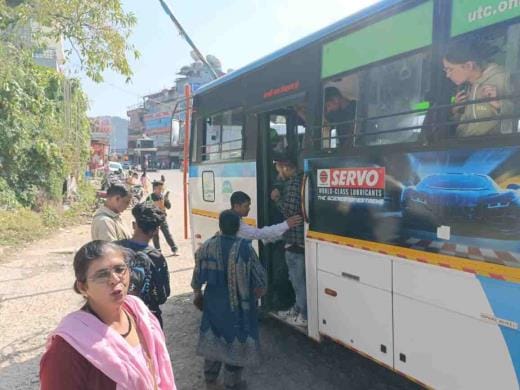Passengers increased after Diwali, roadways buses left packed