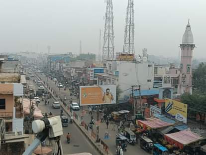 दादरी शहर में छाई स्मॉग की परत। संवाद