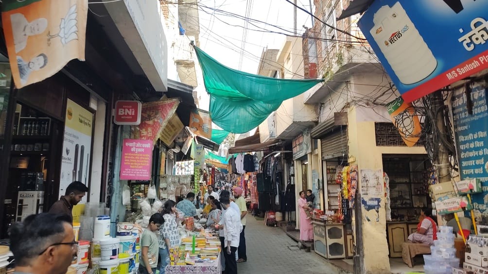 Bursted firecrackers worth Rs 2.5 crore, ate sweets worth Rs 80 lakh