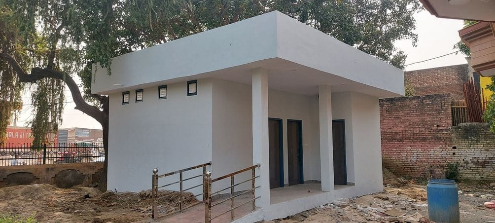 Modern toilets constructed at a cost of Rs 14 lakh in Chhotu Ram Park