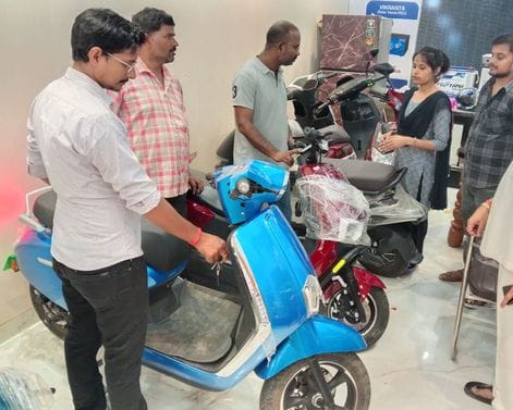 E-vehicle business increased, market shined brightly during the festival