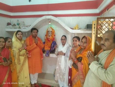 Kayastha community worshipped Lord Shri Chitragupta and pen and ink.