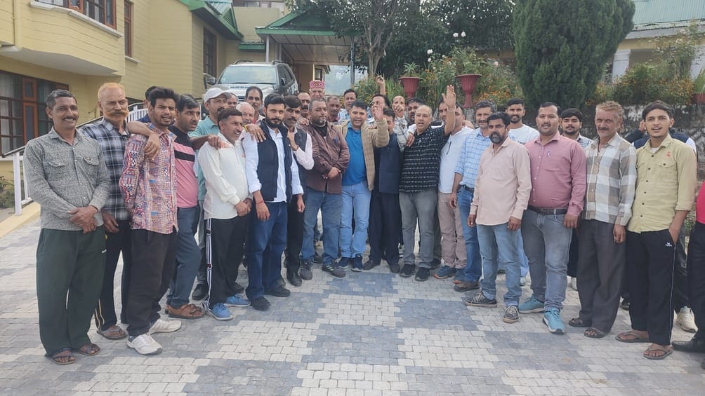 The Four Lane Struggle Committee expressed concern over the dilapidated condition of the old road.
