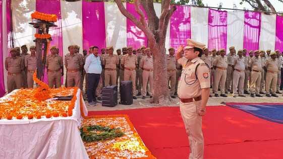 Tributes paid to martyrs on Police Memorial Day