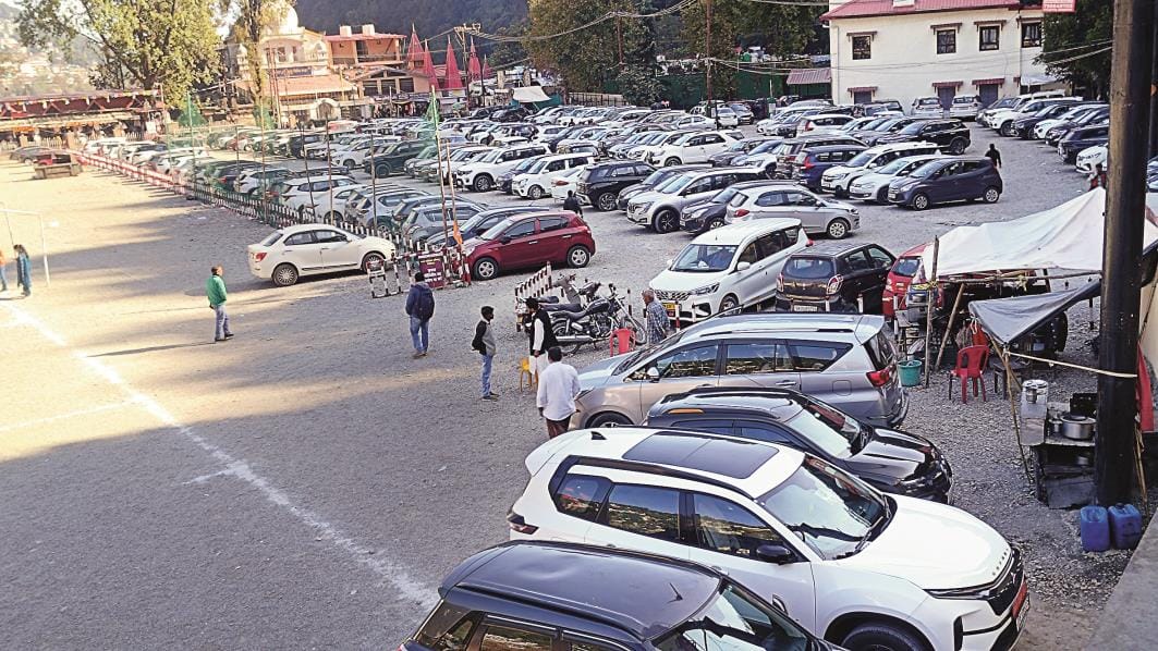 Shuttle service started in Nainital and Kainchi due to influx of tourists