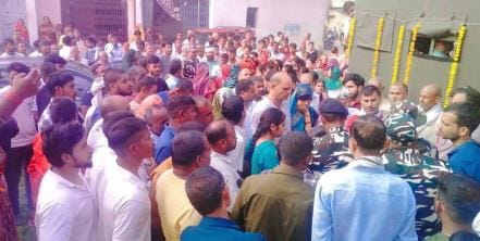 Gorakhpur News: SSB jawan cremated with state honours
