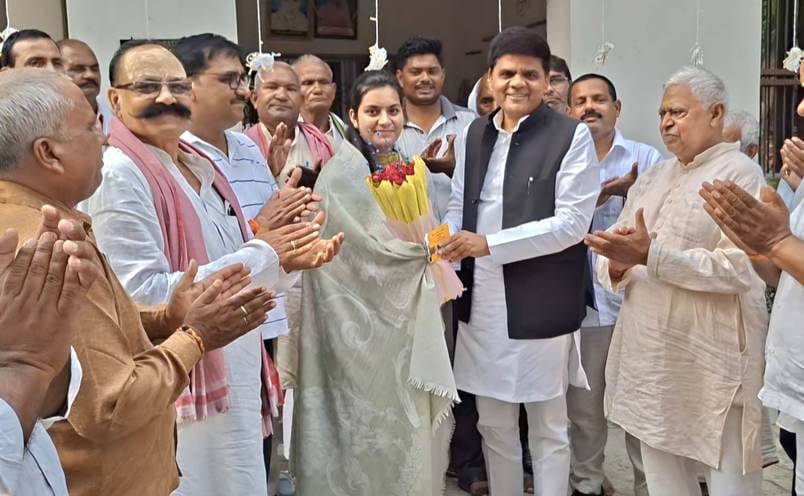 MLA honored topper student Rupali