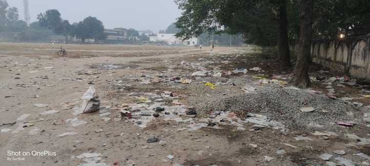 Firecracker traders vacated GIC and ITI campuses... left behind garbage.