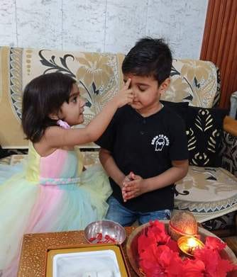 Sisters pray for long life of their brothers