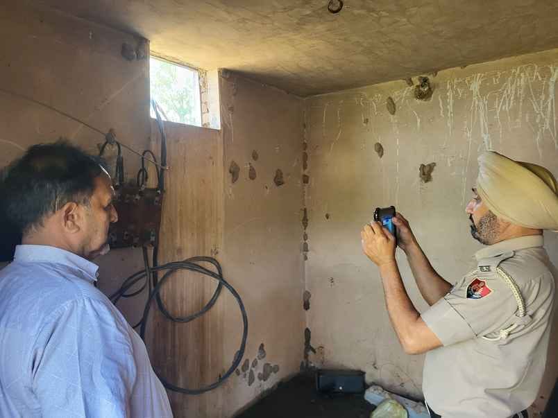 Wire thieves active in the area, wires cut from tube wells