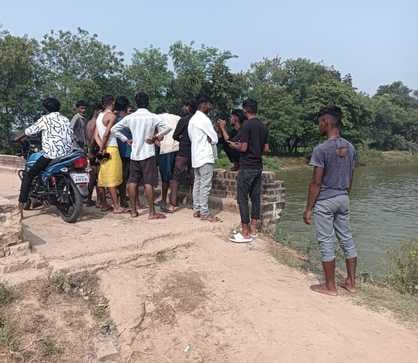 Teenager who came to visit his maternal home drowned in the canal along with his bicycle, died
