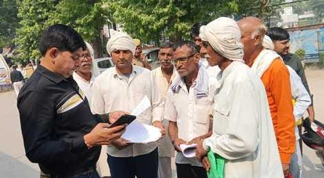 As the water level decreased, illegal encroachments began on government land.