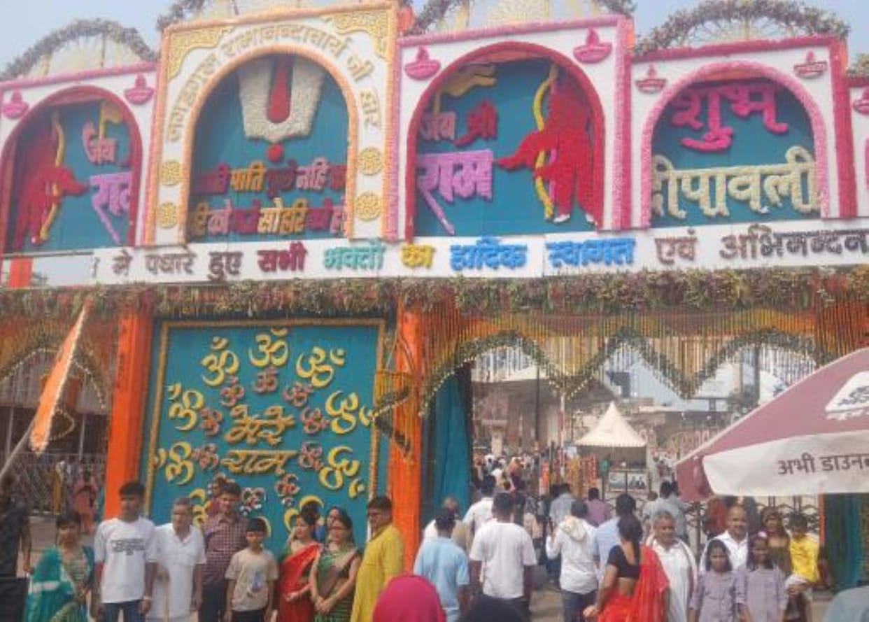 Ramnagari's economy shines during Deepotsav, earning Rs 5 crore