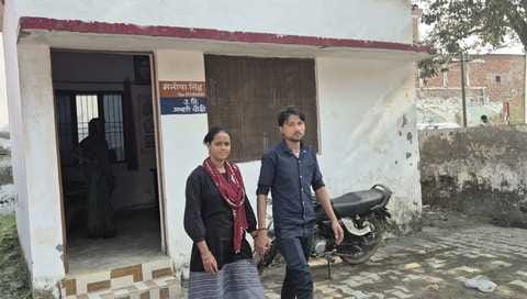 The husband realized his mistake and took his wife with him.