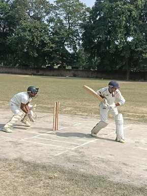 Anuj's 77 helped Farid Academy reach the quarter-finals.