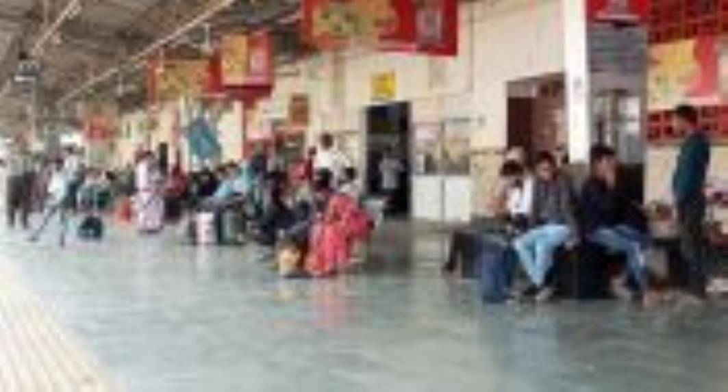 Passenger train stopped due to technical fault