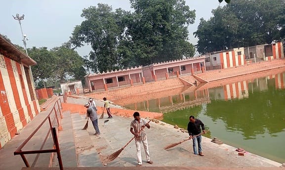 Chhath preparations in full swing at Tameshwarnath