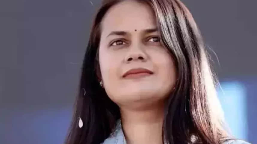 कलेक्टर टीना डाबी।