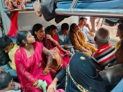 General compartments full... arrangements half