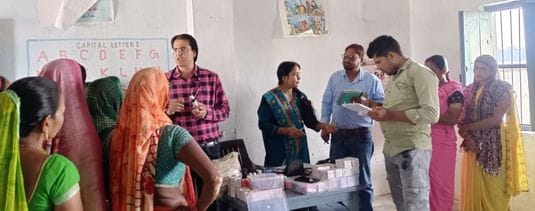 Siddharthnagar News: 326 children were vaccinated, 142 pregnant women underwent prenatal check-up